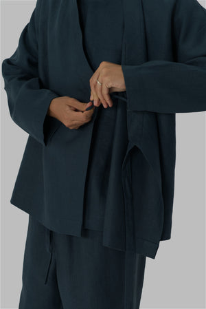 UNSTRUCTURED DOUBLE-BREASTED LINEN KIMONO in MIDNIGHT BLUE